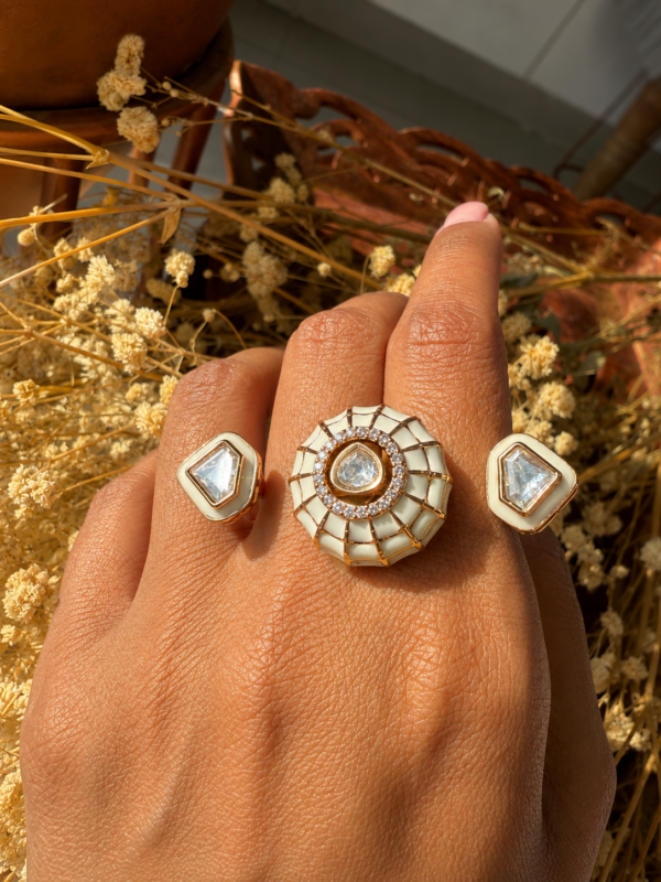 Ivory Enamel Double Finger Ring